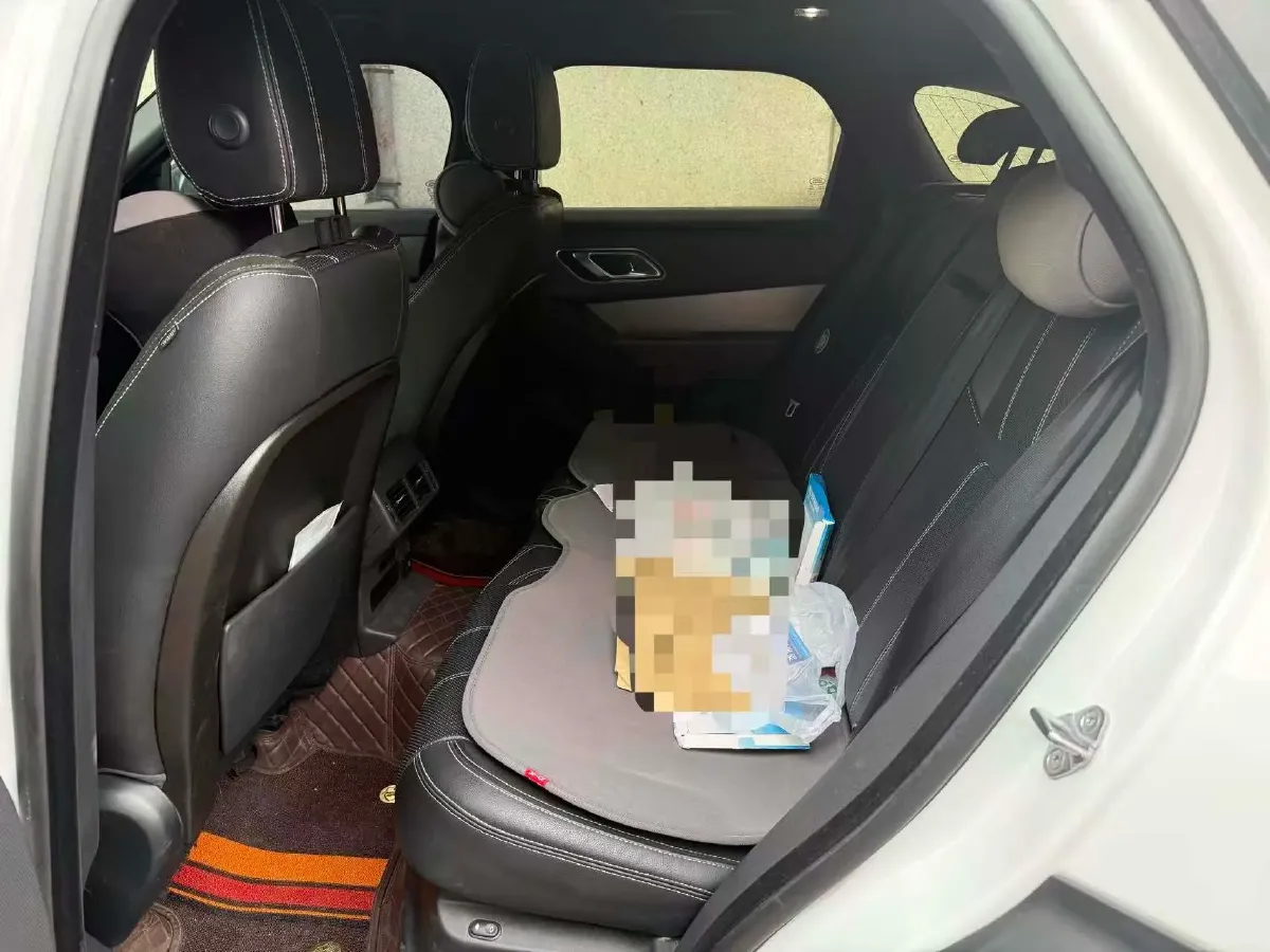 2018 Land Rover Discovery 2.0T 300HP L4 8AT,autocango,china used car exporter,china ev exporter,chinese used car exporter,chinese used ev exporter