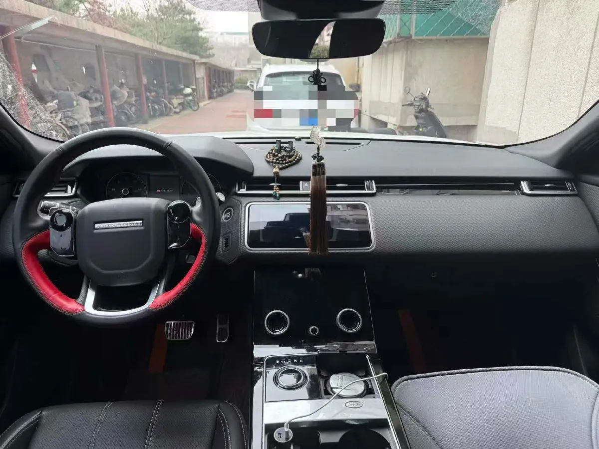 2018 Land Rover Discovery 2.0T 300HP L4 8AT,autocango,china used car exporter,china ev exporter,chinese used car exporter,chinese used ev exporter