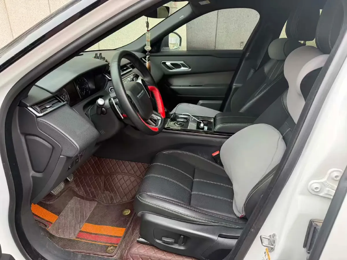 2018 Land Rover Discovery 2.0T 300HP L4 8AT,autocango,china used car exporter,china ev exporter,chinese used car exporter,chinese used ev exporter