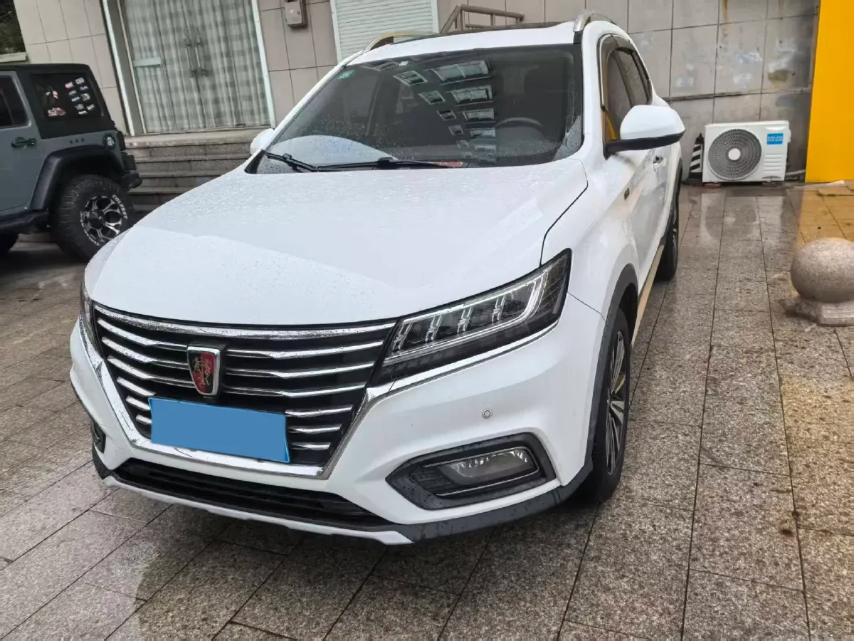 2020 Roewe i6 1.5T 169HP L4 7DCT,autocango,china used car exporter,china ev exporter,chinese used car exporter,chinese used ev exporter