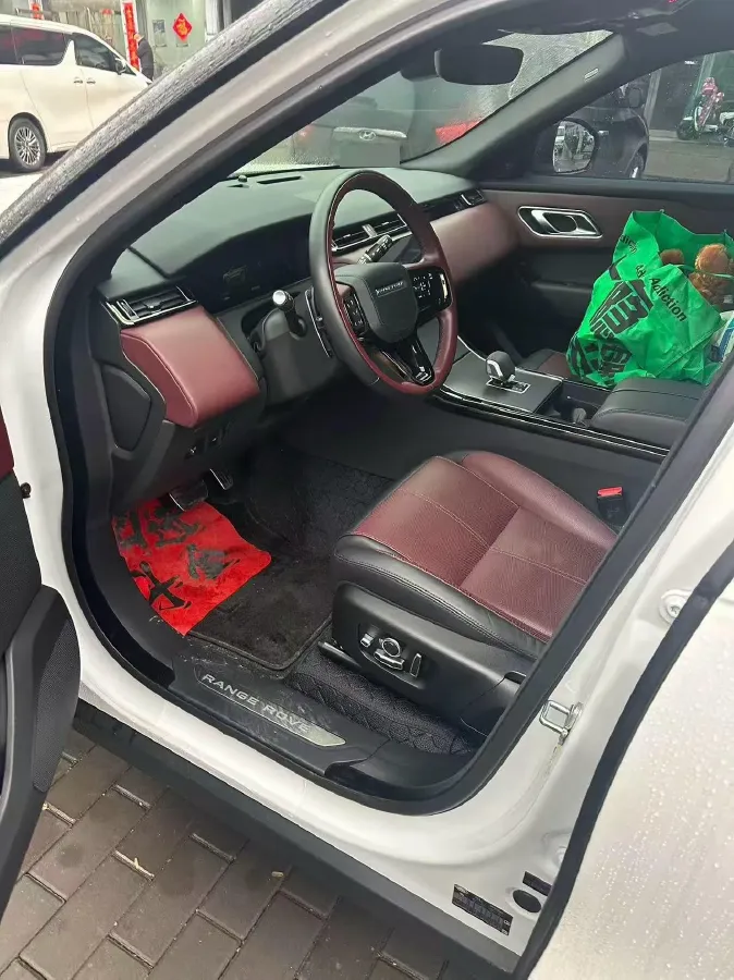 2024 Land Rover Range Rover Velar 2.0T 250HP L4 8AT,autocango,china used car exporter,china ev exporter,chinese used car exporter,chinese used ev exporter