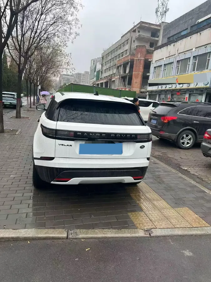 2024 Land Rover Range Rover Velar 2.0T 250HP L4 8AT,autocango,china used car exporter,china ev exporter,chinese used car exporter,chinese used ev exporter