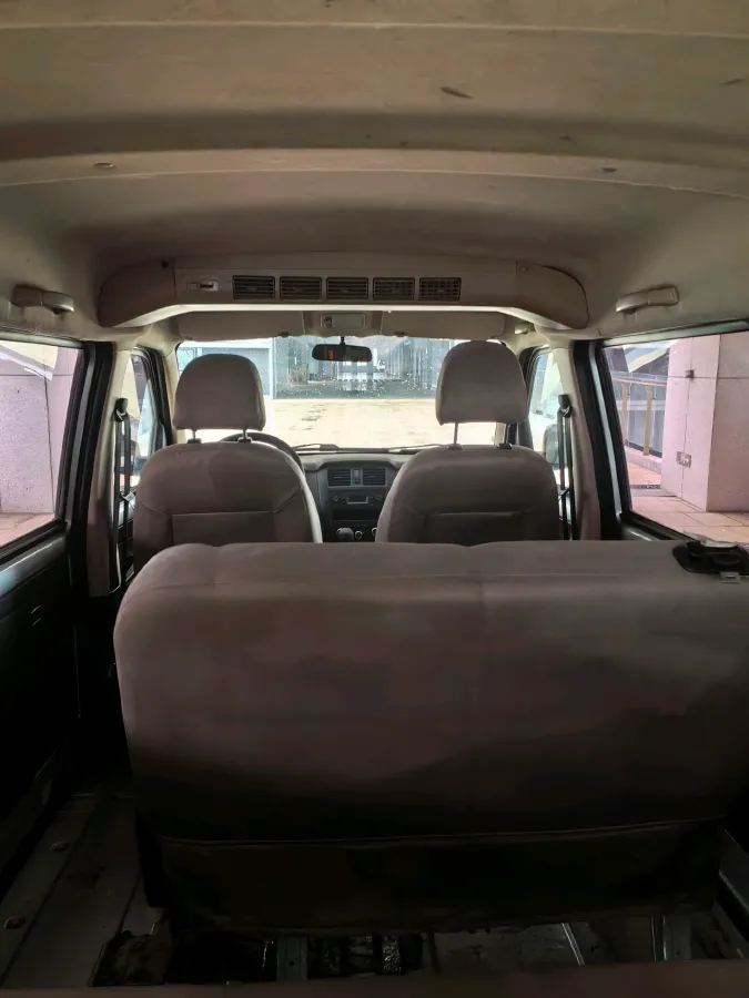 2019 WuLing RongGuang 1.2L 82HP L4 5MT,autocango,china used car exporter,china ev exporter,chinese used car exporter,chinese used ev exporter