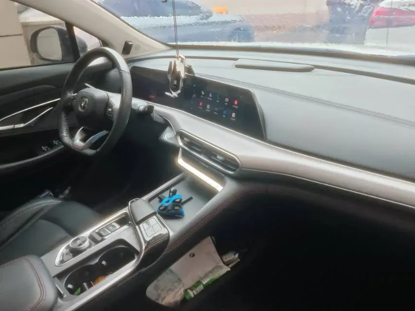 2020 ChangAn UNI-T 1.5T 180HP L4 7DCT,autocango,china used car exporter,china ev exporter,chinese used car exporter,chinese used ev exporter