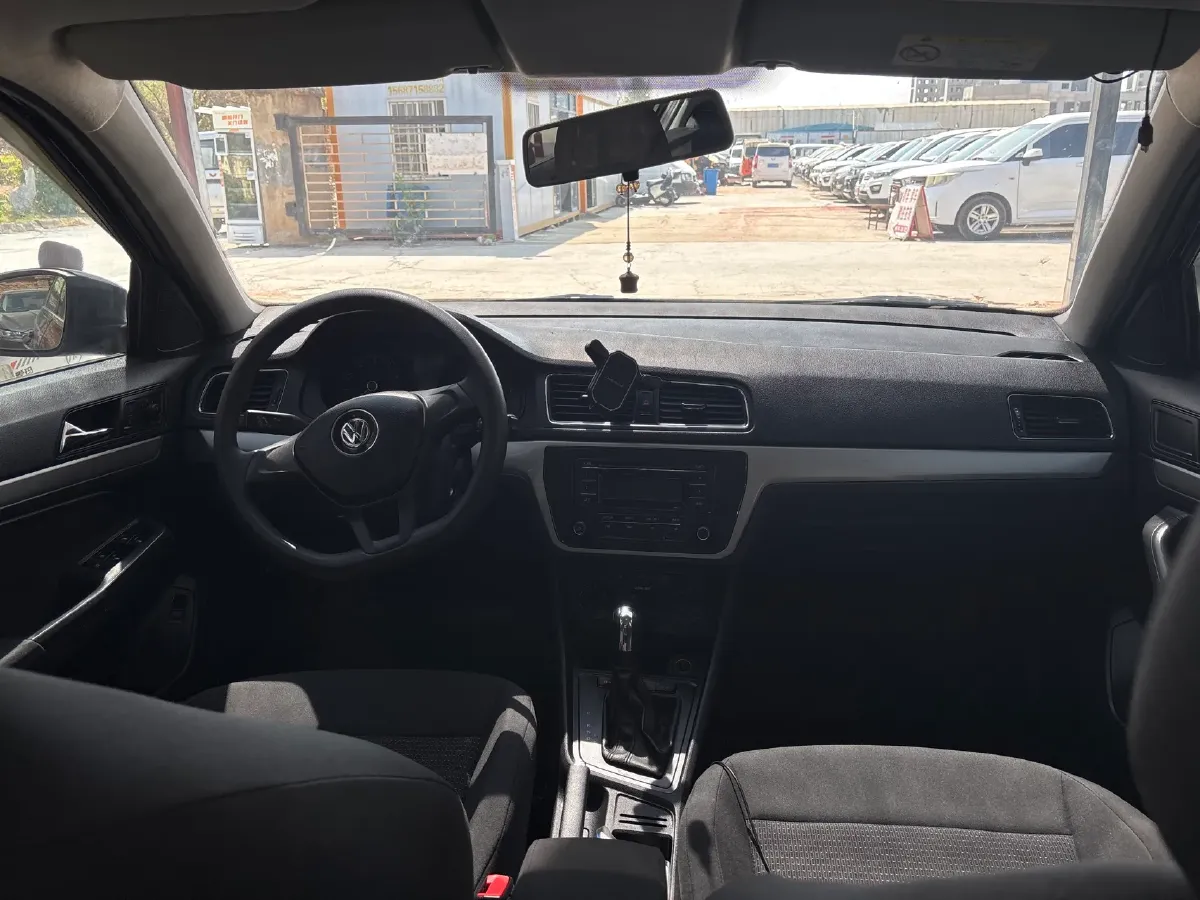 2017 Volkswagen Lavida 1.6L 110HP L4 6AT,autocango,china used car exporter,china ev exporter,chinese used car exporter,chinese used ev exporter