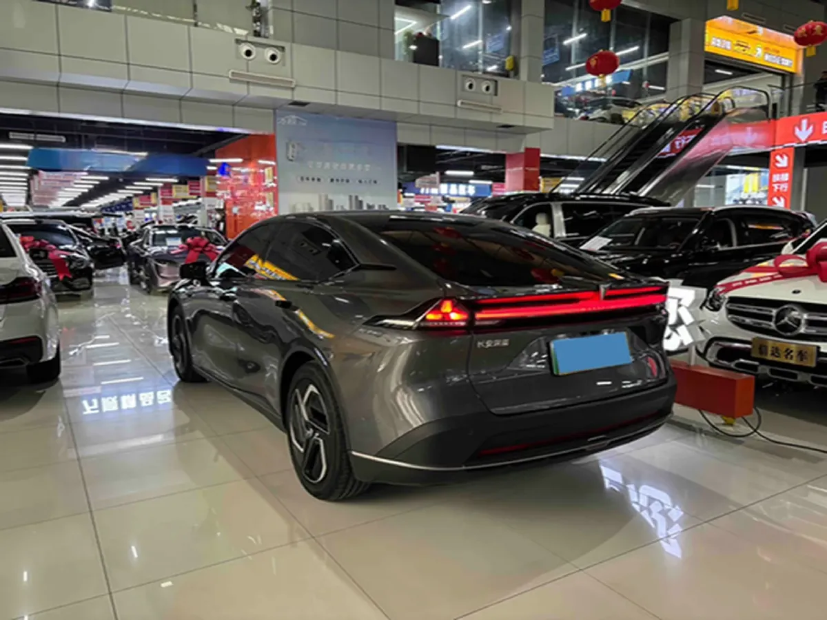 2025 Deepal L07 BEV 56.12KWH,autocango,china used car exporter,china ev exporter,chinese used car exporter,chinese used ev exporter