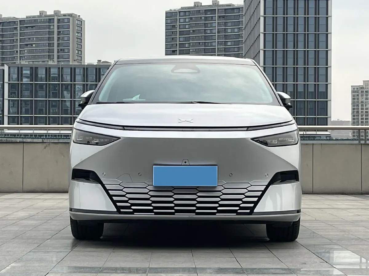 2024 Xpeng X9 BEV 101.5KWH,autocango,china used car exporter,china ev exporter,chinese used car exporter,chinese used ev exporter