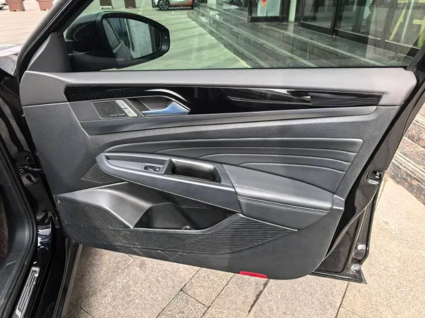 2024 Volkswagen Passat 2.0T 186HP L4 7DCT,autocango,china used car exporter,china ev exporter,chinese used car exporter,chinese used ev exporter