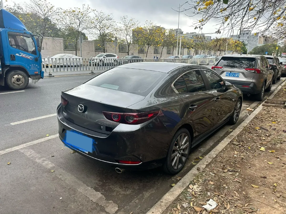 2023 Mazda 3 Axela 2.0L 158HP L4 6AT,autocango,china used car exporter,china ev exporter,chinese used car exporter,chinese used ev exporter