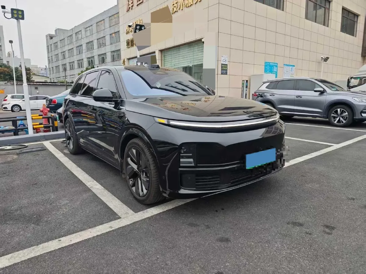 2024 Li L8 Range Extended 154HP REEV 52.3KWH,autocango,china used car exporter,china ev exporter,chinese used car exporter,chinese used ev exporter