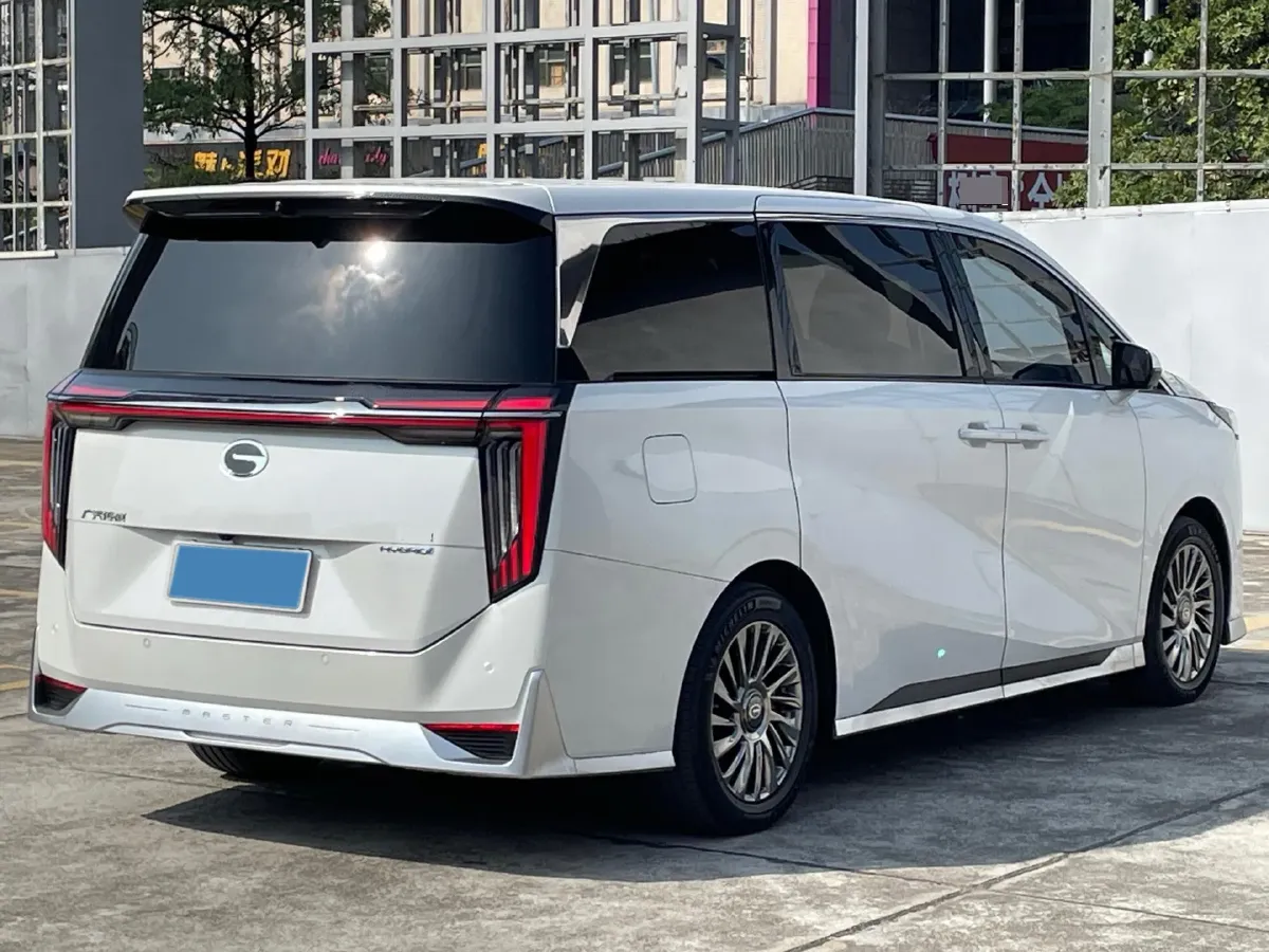 2023 GAC Trumpchi M8 2.0T 190HP L4 E-CVT Hybrid,autocango,china used car exporter,china ev exporter,chinese used car exporter,chinese used ev exporter
