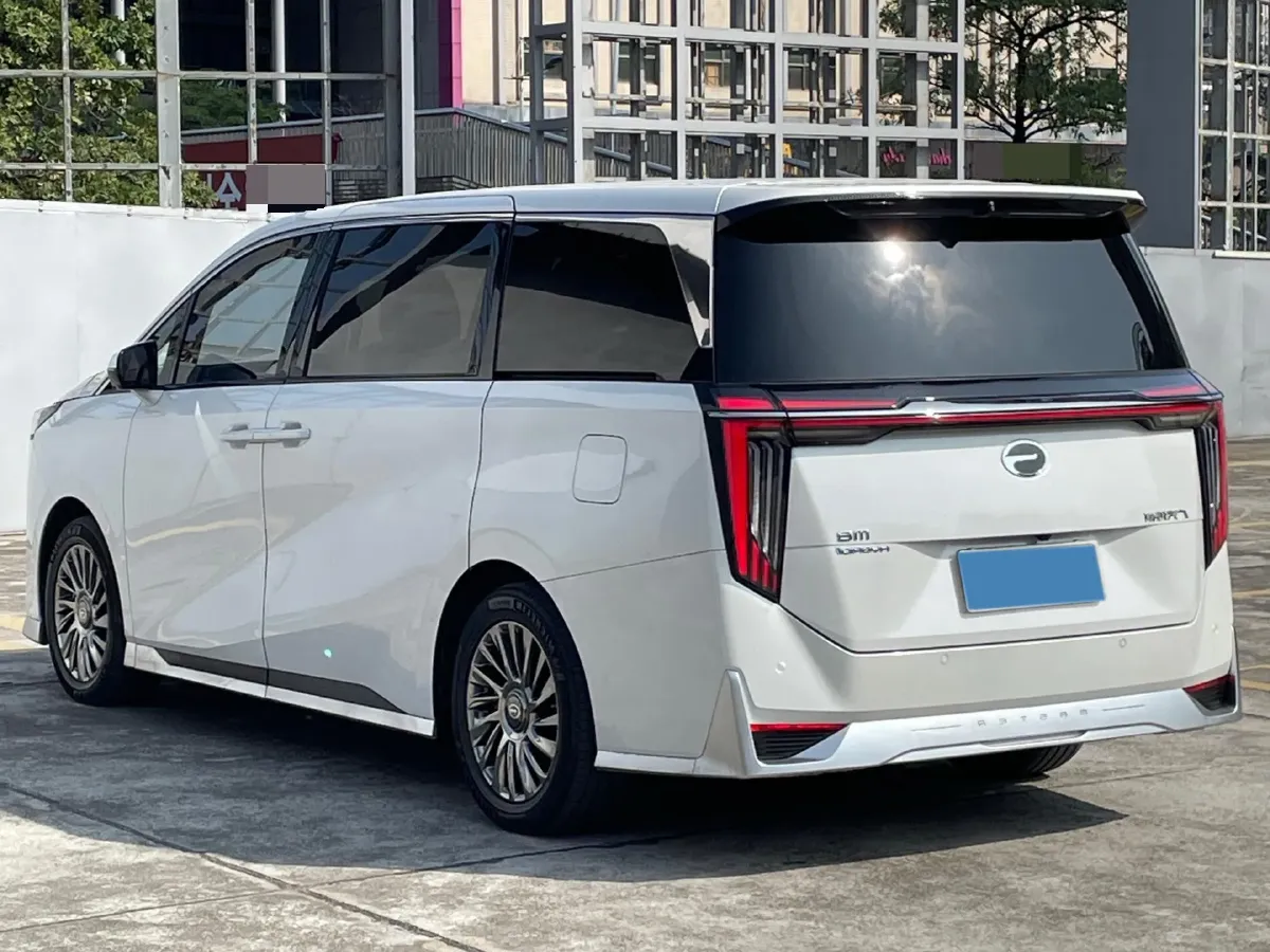 2023 GAC Trumpchi M8 2.0T 190HP L4 E-CVT Hybrid,autocango,china used car exporter,china ev exporter,chinese used car exporter,chinese used ev exporter