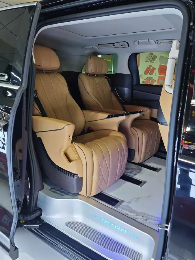 2024 Denza D9 1.5T 139HP L4 E-CVT PHEV 20.39KWH,autocango,china used car exporter,china ev exporter,chinese used car exporter,chinese used ev exporter