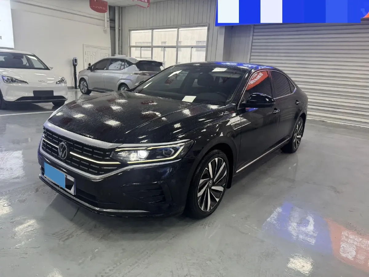 2021 Volkswagen Passat 2.0T 186HP L4 7DCT,autocango,china used car exporter,china ev exporter,chinese used car exporter,chinese used ev exporter