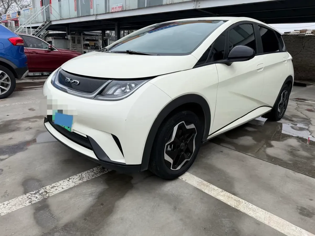 2021 Ford Escort 1.5L 122HP L3 6AT,autocango,china used car exporter,china ev exporter,chinese used car exporter,chinese used ev exporter