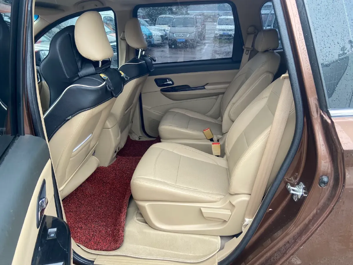 2015 Enranger 737 1.5L 113HP L4 5MT,autocango,china used car exporter,china ev exporter,chinese used car exporter,chinese used ev exporter