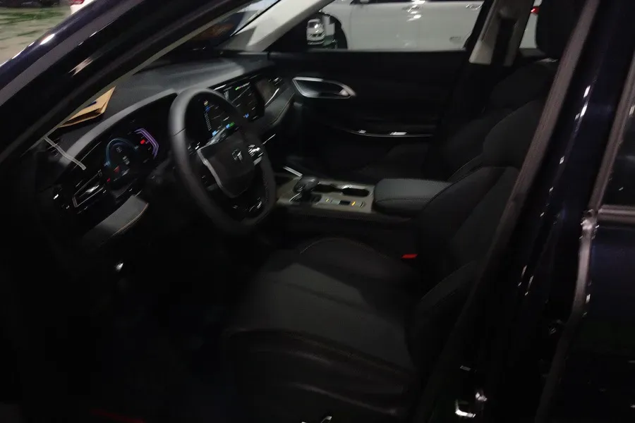 2024 ChangAn X7 PLUS 1.5T 188HP L4 7DCT,autocango,china used car exporter,china ev exporter,chinese used car exporter,chinese used ev exporter