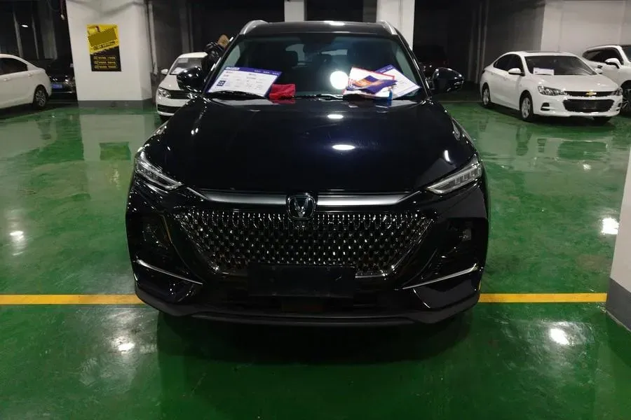 2024 ChangAn X7 PLUS 1.5T 188HP L4 7DCT,autocango,china used car exporter,china ev exporter,chinese used car exporter,chinese used ev exporter