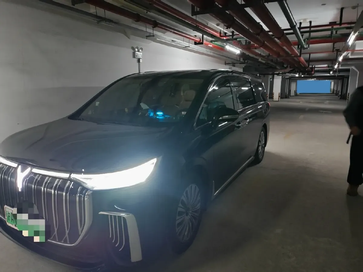 2024 Voyah Dream BEV 108.73KWH,autocango,china used car exporter,china ev exporter,chinese used car exporter,chinese used ev exporter