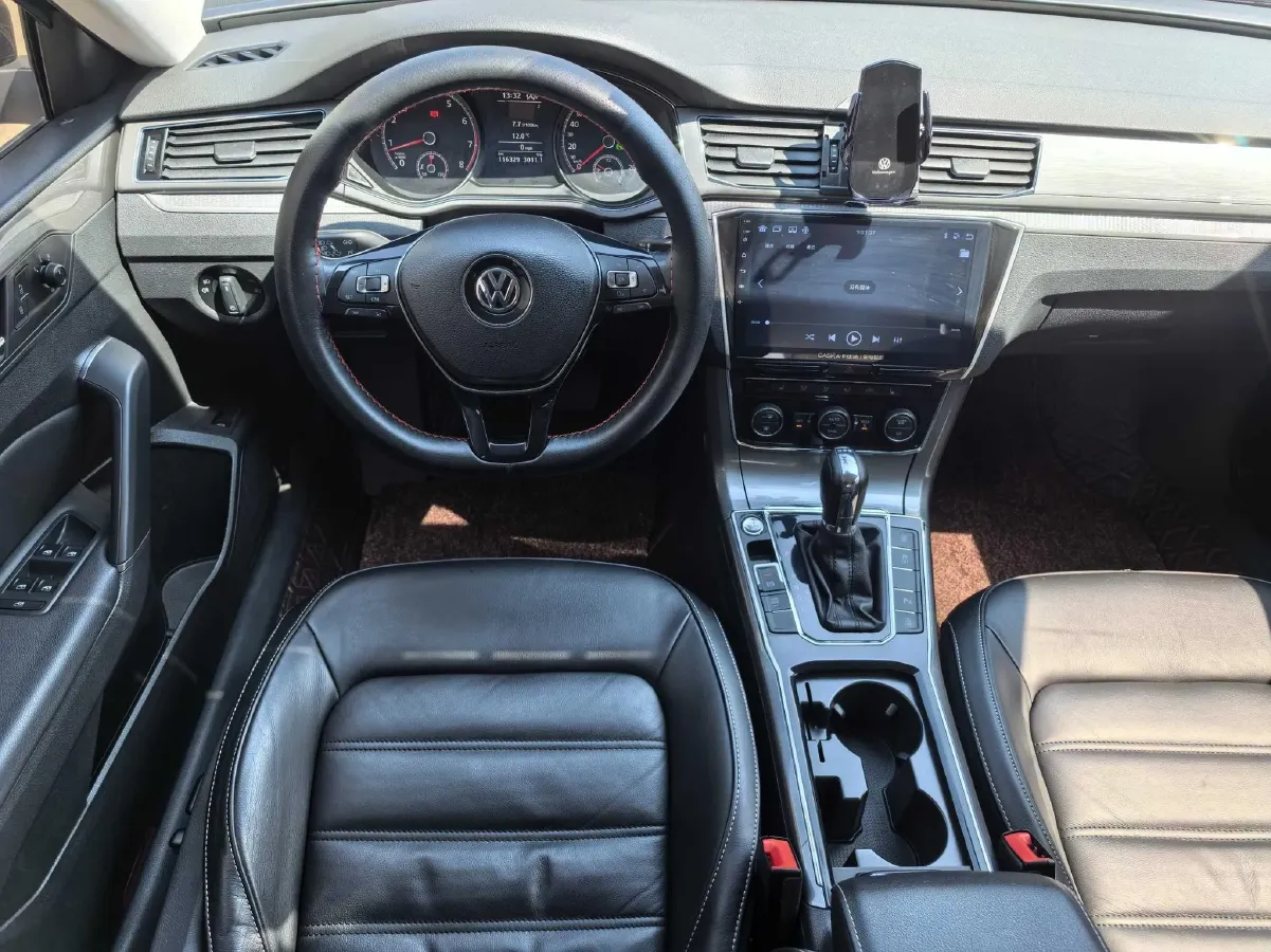 2017 Volkswagen Passat 1.8T 180HP L4 7DCT,autocango,china used car exporter,china ev exporter,chinese used car exporter,chinese used ev exporter