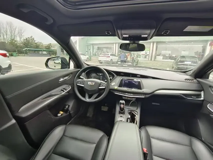 2020 Cadillac XT4 2.0T 237HP L4 9AT,autocango,china used car exporter,china ev exporter,chinese used car exporter,chinese used ev exporter