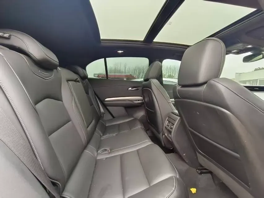 2020 Cadillac XT4 2.0T 237HP L4 9AT,autocango,china used car exporter,china ev exporter,chinese used car exporter,chinese used ev exporter