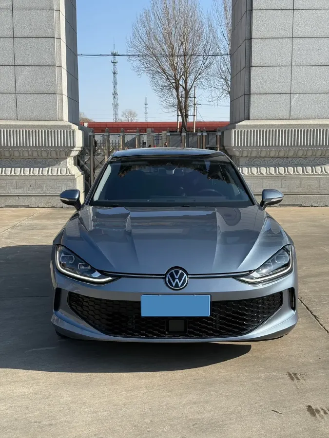 2023 Volkswagen Lamando 1.4T 150HP L4 7DCT,autocango,china used car exporter,china ev exporter,chinese used car exporter,chinese used ev exporter