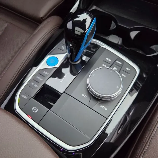 2022 BMW iX3 BEV 80KWH,autocango,china used car exporter,china ev exporter,chinese used car exporter,chinese used ev exporter