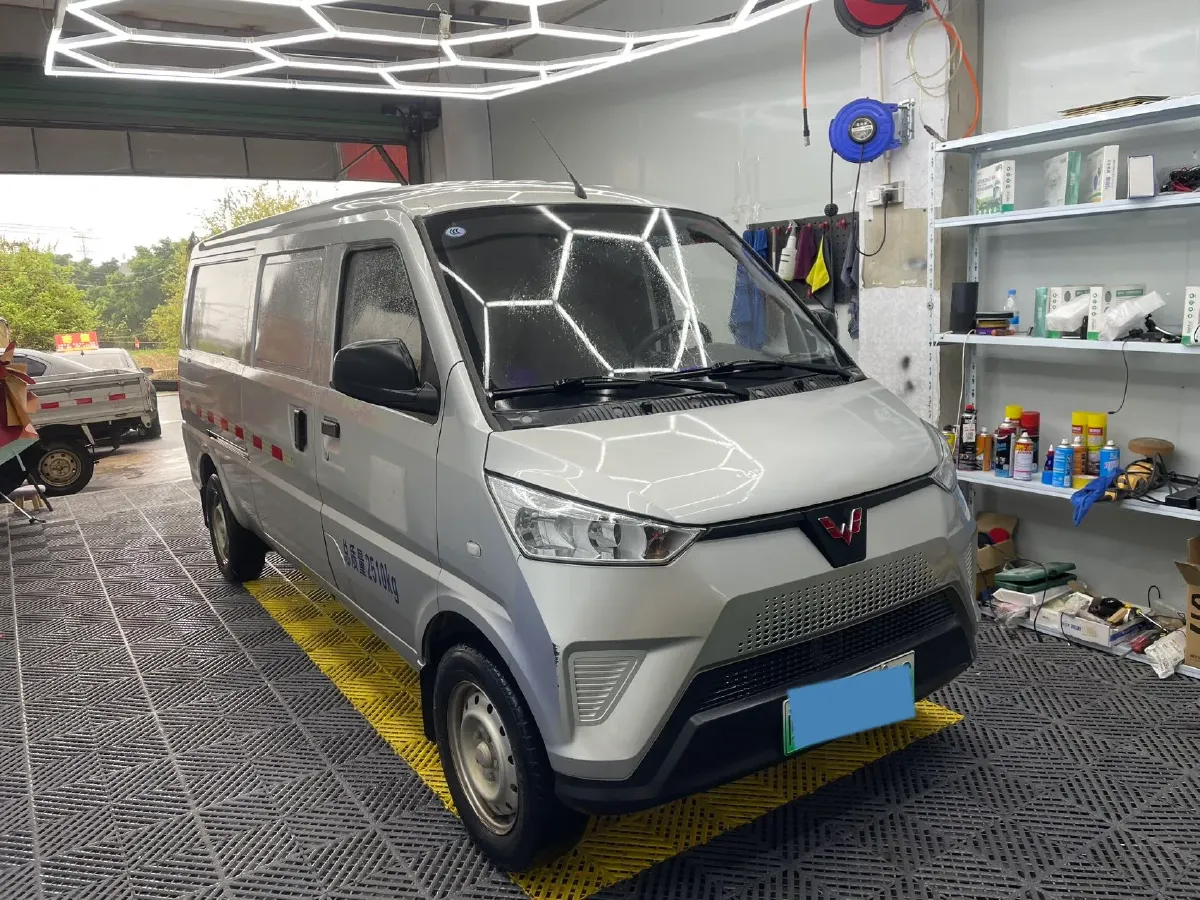 2022 WuLing EV50 BEV 35.904KWH,autocango,china used car exporter,china ev exporter,chinese used car exporter,chinese used ev exporter