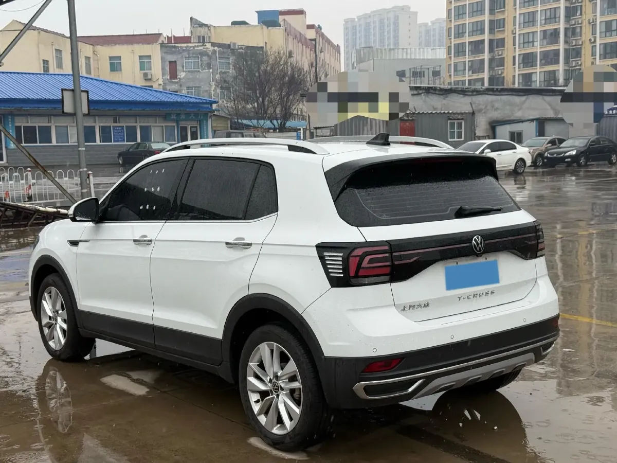 2023 Volkswagen T-Cross 1.5L 110HP L4 6AT,autocango,china used car exporter,china ev exporter,chinese used car exporter,chinese used ev exporter