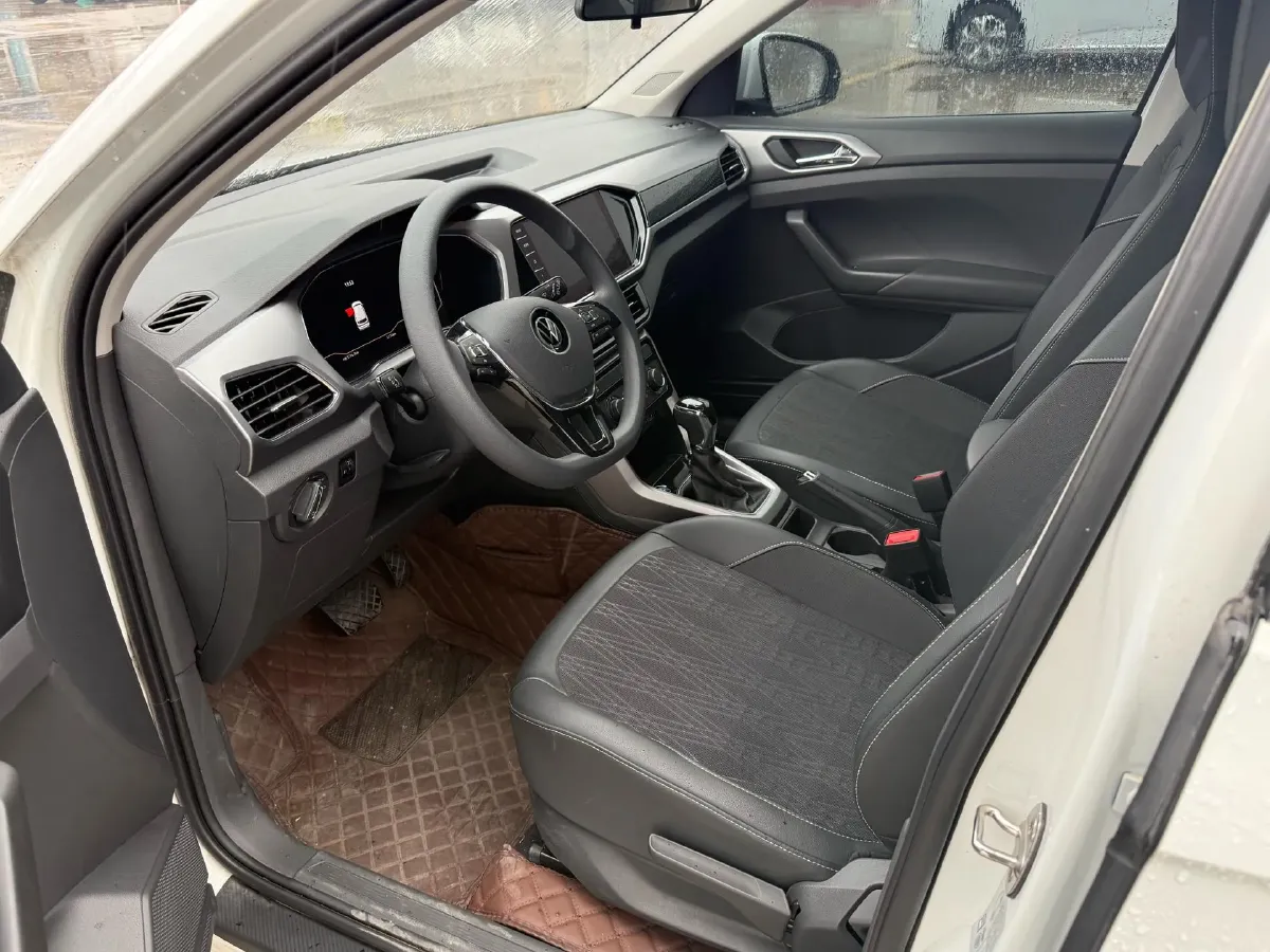 2023 Volkswagen T-Cross 1.5L 110HP L4 6AT,autocango,china used car exporter,china ev exporter,chinese used car exporter,chinese used ev exporter