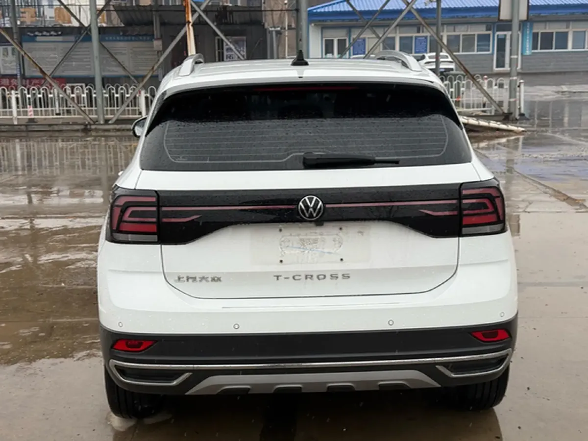 2023 Volkswagen T-Cross 1.5L 110HP L4 6AT,autocango,china used car exporter,china ev exporter,chinese used car exporter,chinese used ev exporter