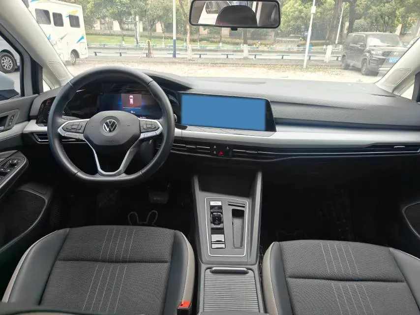 2021 Volkswagen Golf 1.2T 116HP L4 7DCT,autocango,china used car exporter,china ev exporter,chinese used car exporter,chinese used ev exporter