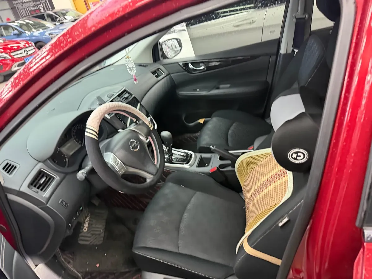 2021 Nissan Tiida 1.6L 122HP L4 CVT,autocango,china used car exporter,china ev exporter,chinese used car exporter,chinese used ev exporter