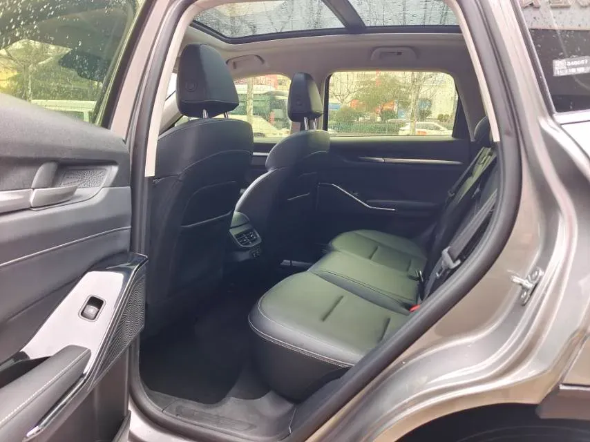 2022 Haval H6 1.5T 184HP L4 7DCT,autocango,china used car exporter,china ev exporter,chinese used car exporter,chinese used ev exporter