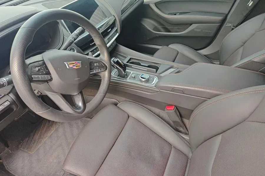 2023 Cadillac CT5 2.0T 237HP L4 10AT,autocango,china used car exporter,china ev exporter,chinese used car exporter,chinese used ev exporter