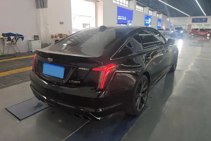 2023 Cadillac CT5 2.0T 237HP L4 10AT,autocango,china used car exporter,china ev exporter,chinese used car exporter,chinese used ev exporter