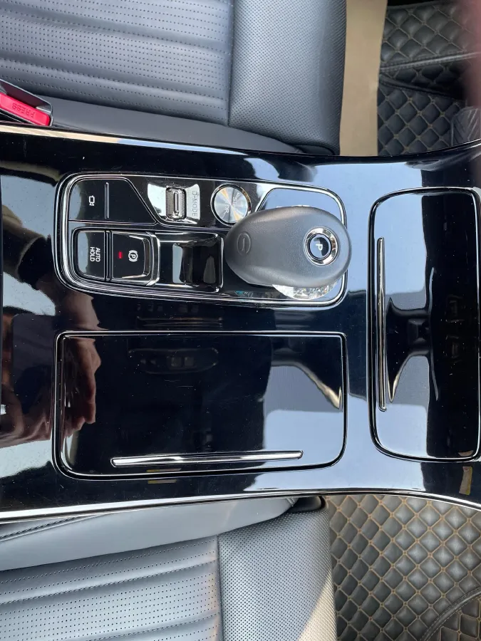 2023 GAC Trumpchi M8 2.0T 190HP L4 E-CVT Hybrid,autocango,china used car exporter,china ev exporter,chinese used car exporter,chinese used ev exporter