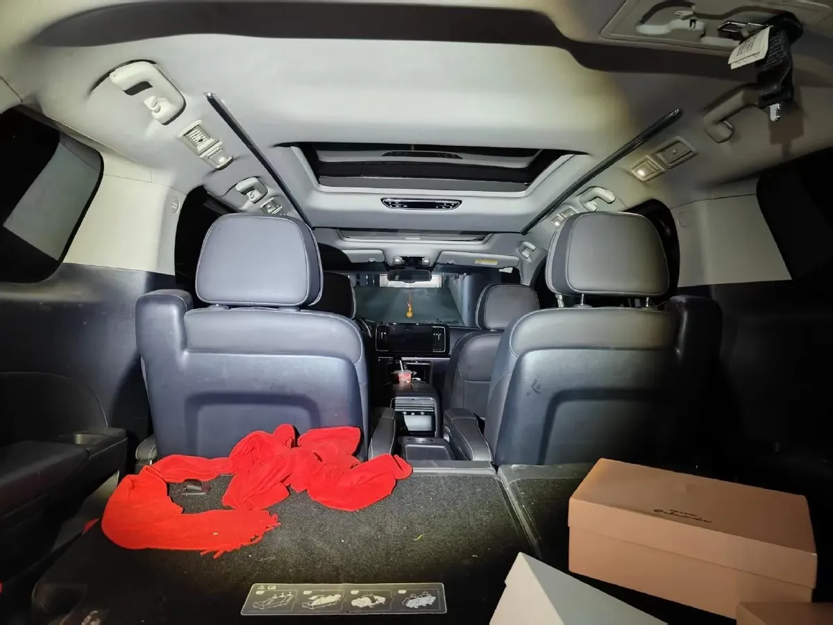 2021 GAC Trumpchi M8 2.0T 252HP L4 8AT,autocango,china used car exporter,china ev exporter,chinese used car exporter,chinese used ev exporter