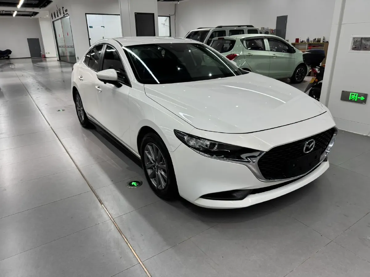 2021 Mazda 3 Axela 1.5L 117HP L4 6AT,autocango,china used car exporter,china ev exporter,chinese used car exporter,chinese used ev exporter