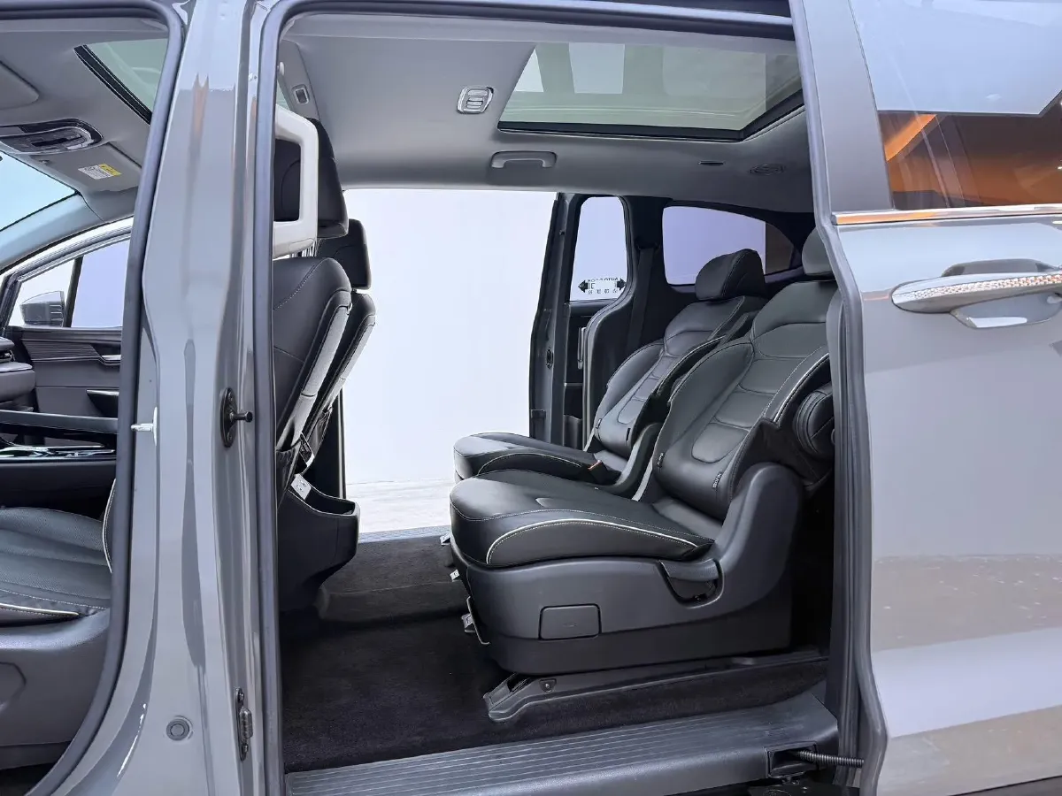 2021 Hyundai Custo 1.5T 170HP L4 8AT,autocango,china used car exporter,china ev exporter,chinese used car exporter,chinese used ev exporter