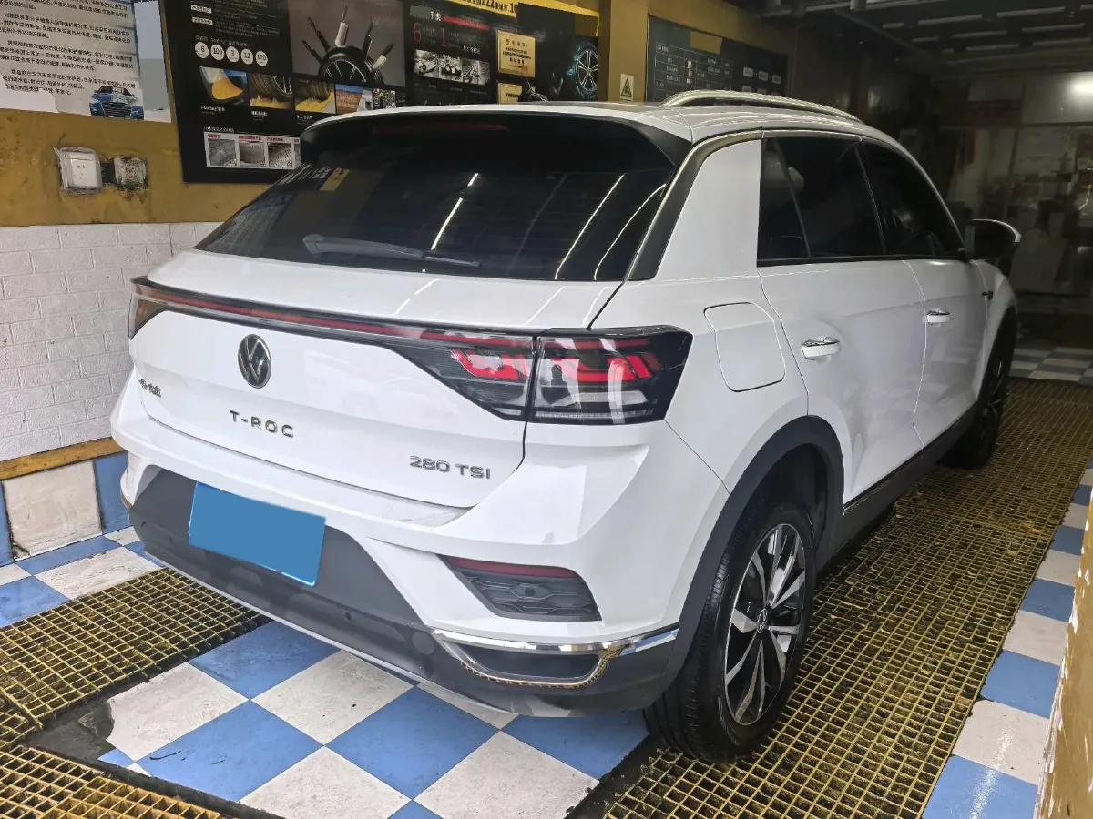2021 Volkswagen T-Roc 1.4T 150HP L4 7DCT,autocango,china used car exporter,china ev exporter,chinese used car exporter,chinese used ev exporter