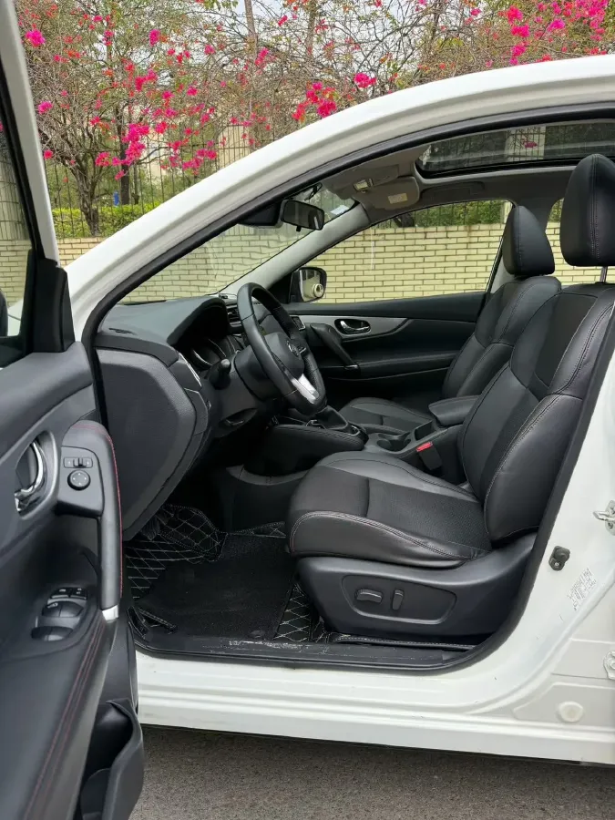 2021 Nissan Qashqai 2.0L 151HP L4 CVT,autocango,china used car exporter,china ev exporter,chinese used car exporter,chinese used ev exporter