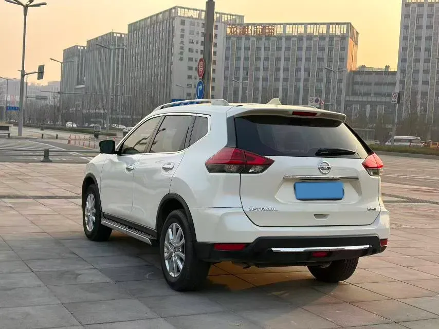 2020 Nissan X-Trail 2.0L 154HP L4 CVT,autocango,china used car exporter,china ev exporter,chinese used car exporter,chinese used ev exporter