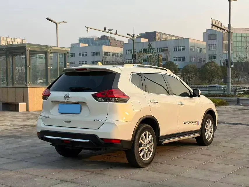 2020 Nissan X-Trail 2.0L 154HP L4 CVT,autocango,china used car exporter,china ev exporter,chinese used car exporter,chinese used ev exporter