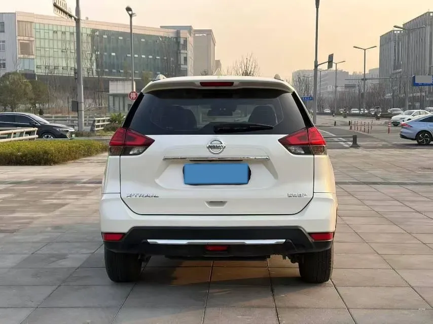 2020 Nissan X-Trail 2.0L 154HP L4 CVT,autocango,china used car exporter,china ev exporter,chinese used car exporter,chinese used ev exporter