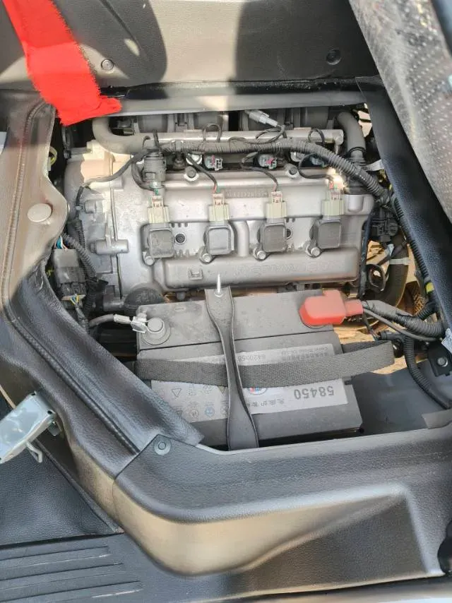 2023 WuLing RongGuang S 1.5L 102HP L4 5MT,autocango,china used car exporter,china ev exporter,chinese used car exporter,chinese used ev exporter