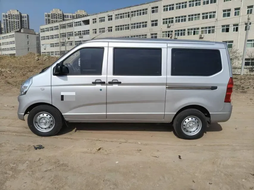 2023 WuLing RongGuang S 1.5L 102HP L4 5MT,autocango,china used car exporter,china ev exporter,chinese used car exporter,chinese used ev exporter