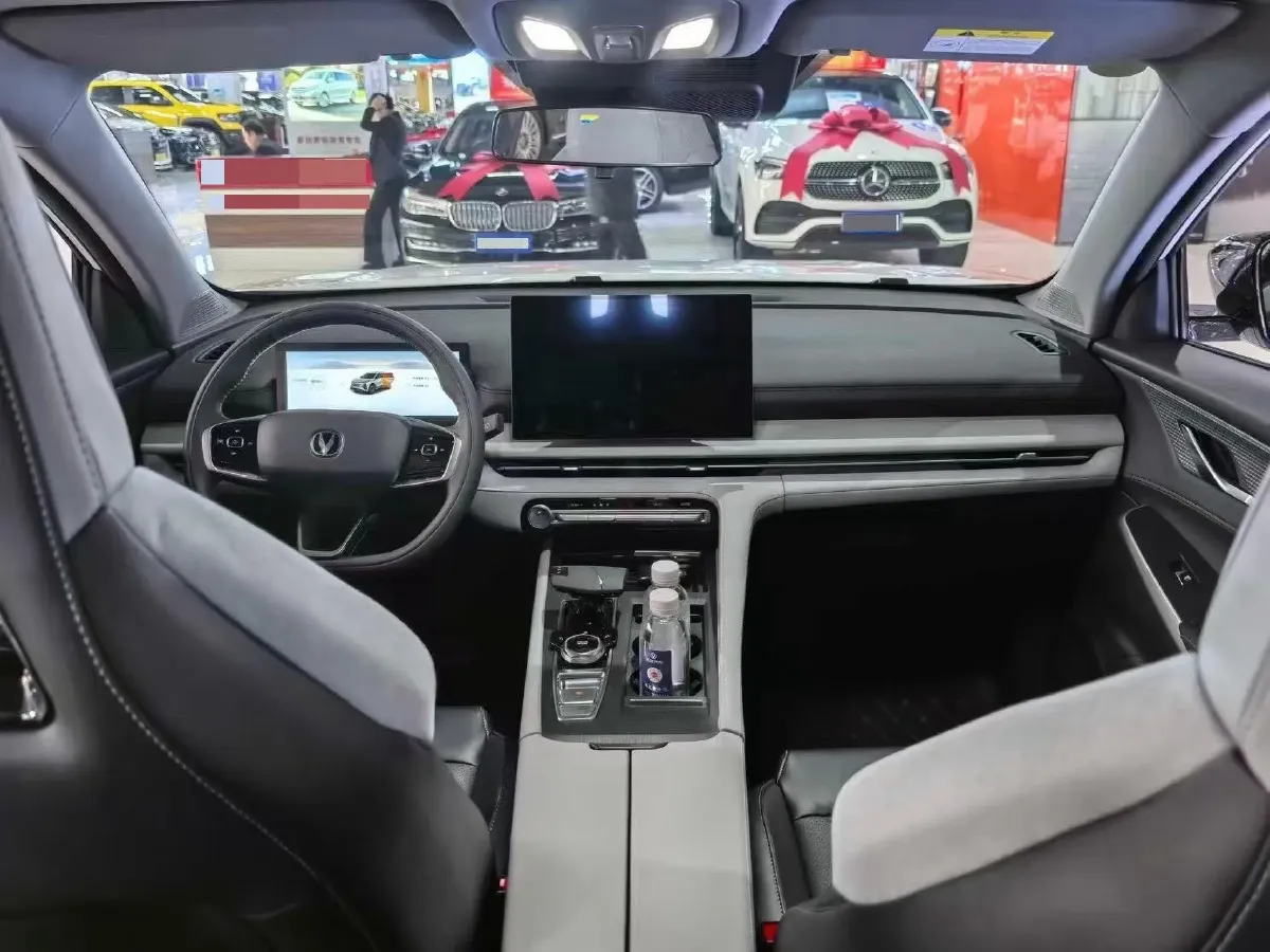 2026 ChangAn CS75 Plus 1.5T 192HP L4 8AT,autocango,china used car exporter,china ev exporter,chinese used car exporter,chinese used ev exporter