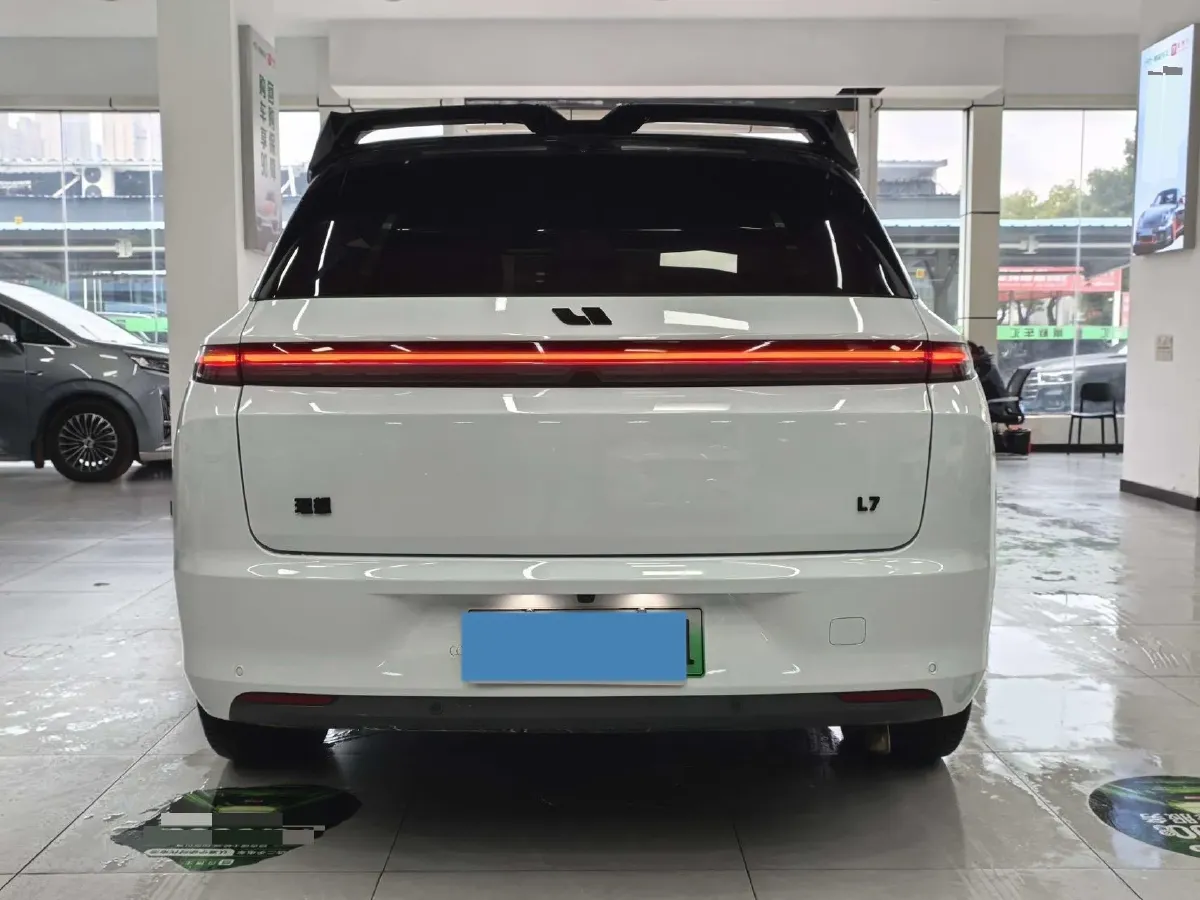 2023 Li L7 Range Extended 154HP REEV 40.9KWH,autocango,china used car exporter,china ev exporter,chinese used car exporter,chinese used ev exporter